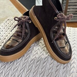 NWT Cole Haan Dark Brown Suede Lace-Up Boots with Faux Fur Accent Sz 6.5